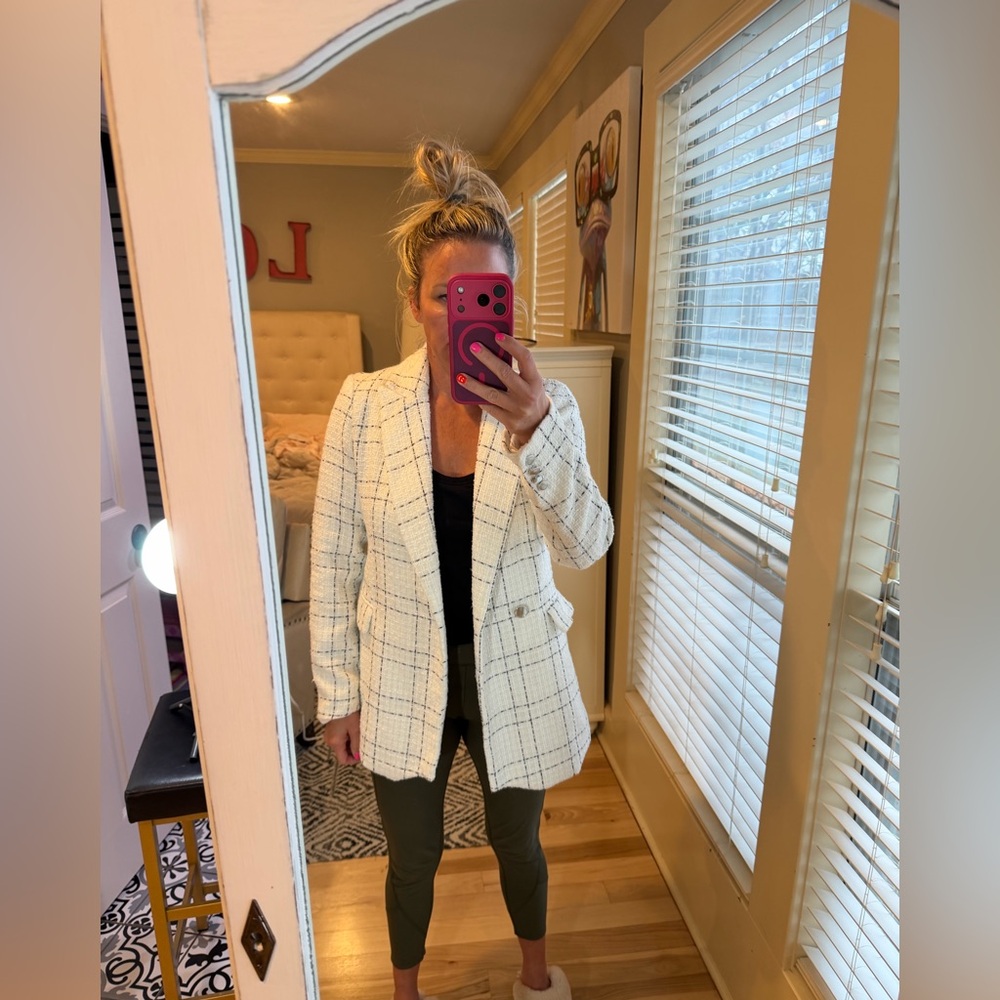 House of Harlow Revolve 1960 White Tweed Blazer. Size XS! - Picture 1 of 5